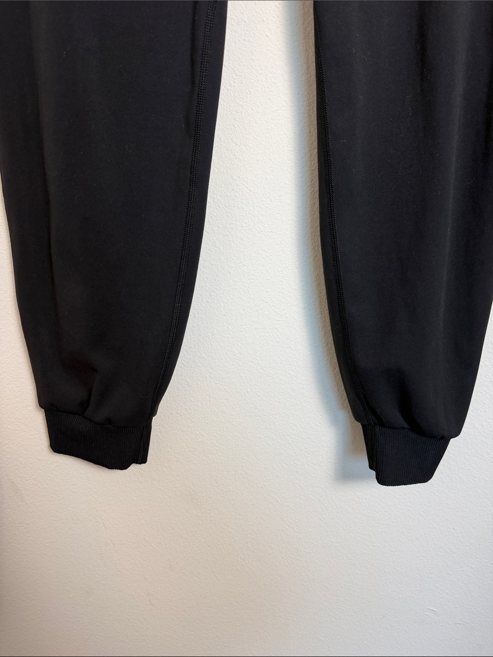 Vuori Daily Jogger Pant Black Size Small Sporty Activewear Running - Picture 5 of 6